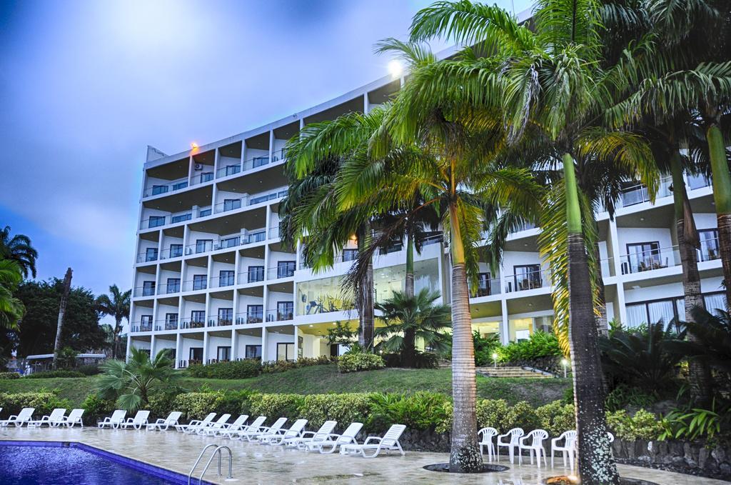 Hotel Makana Resort تونسوبا المظهر الخارجي الصورة
